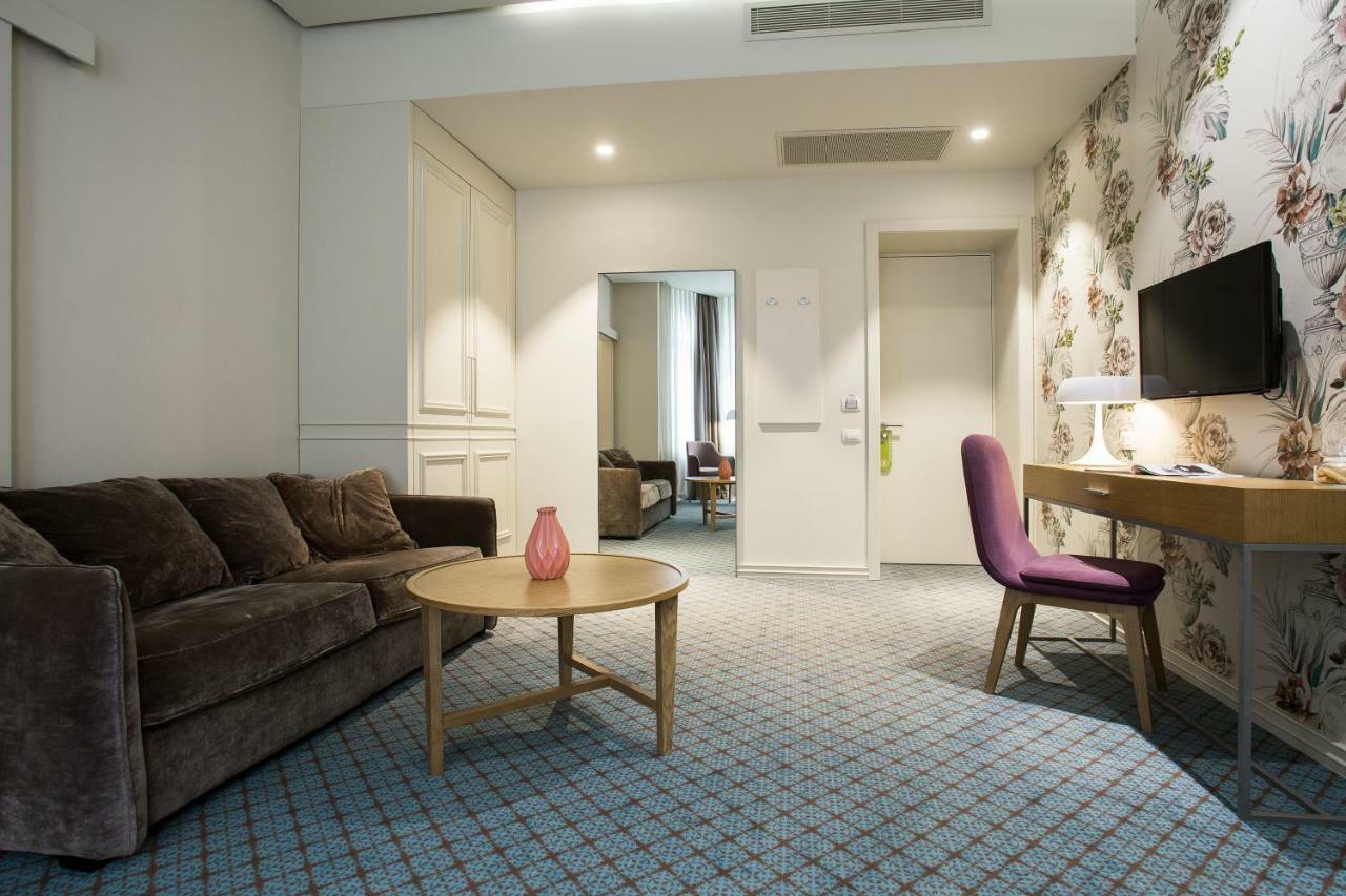 Jump Inn Hotel Beograd Bagian luar foto